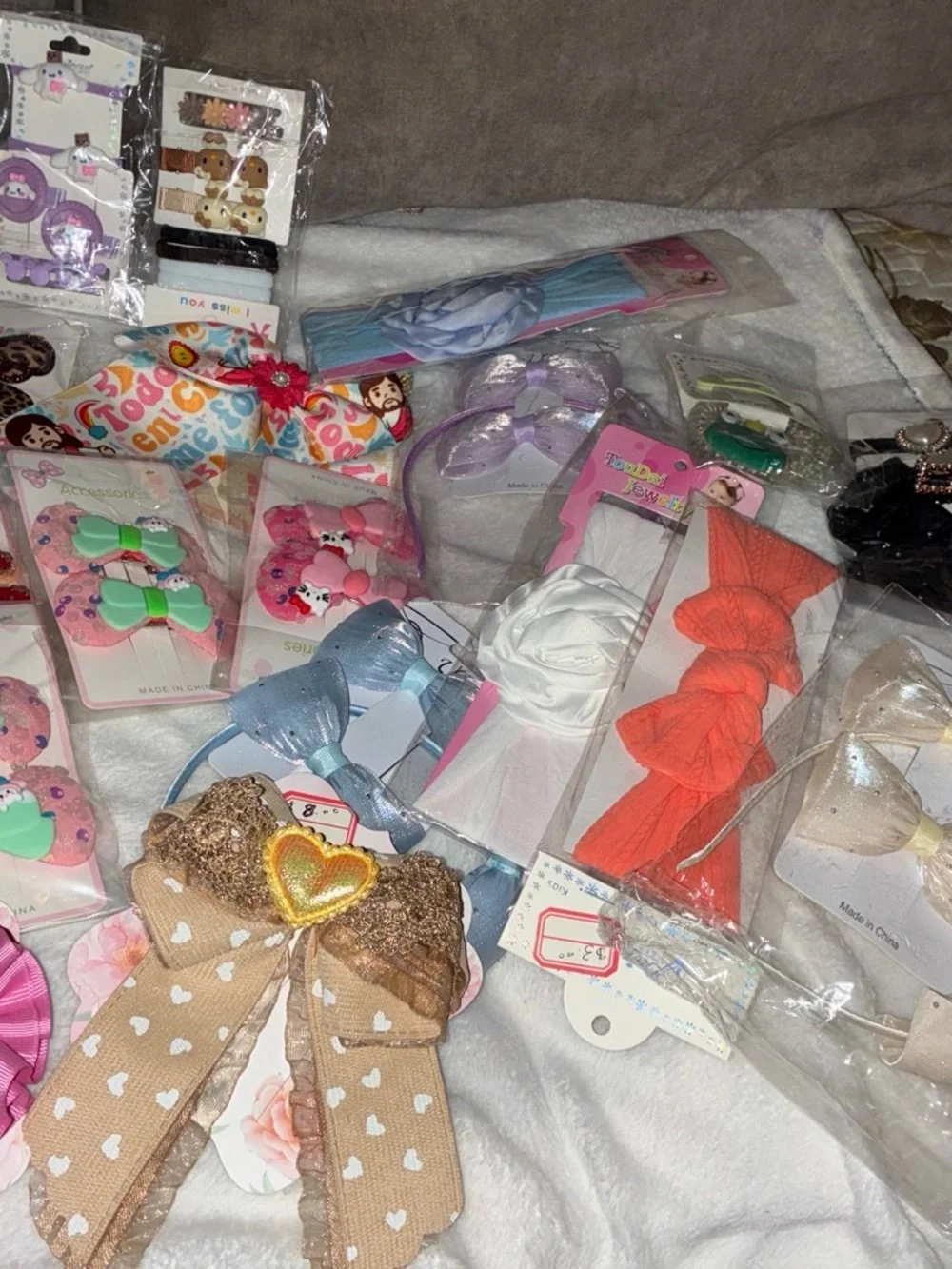 33 piece Large bundle of kids Hair Bow Accessory Assortment -